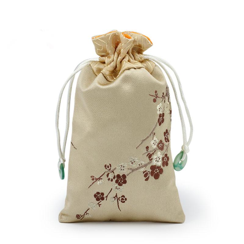 10pcs Cherry blossoms Fabric Luxury Gift Bag Long Silk Brocade Christmas Favor Pouches Universal Phone Cover with lined
10pcs Cherry blossoms Fabric Luxury Gift Bag Long Silk Brocade Christmas Favor Pouches Universal Phone Cover with lined