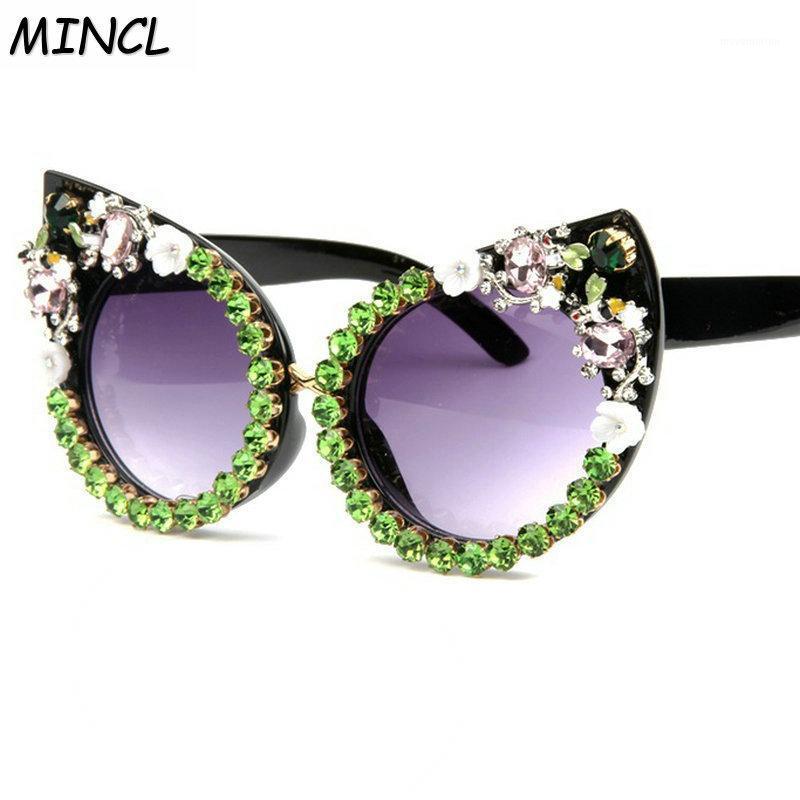 2020 Fashion Brand Sexy Cat Sunglasses Women Ladies Oversized Diamond Frame purple Sun Glasses Female Black Shades FML1
2020 Fashion Brand Sexy Cat Sunglasses Women Ladies Oversized Diamond Frame purple Sun Glasses Female Black Shades FML1