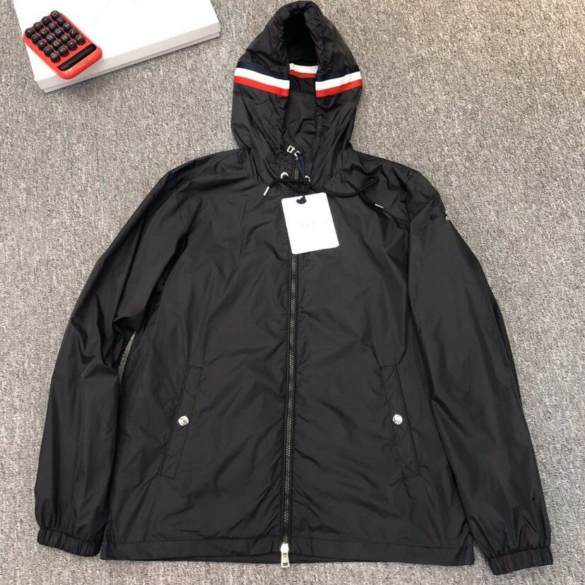 Designer Mens Jackets Clothing France Brand Sunscreen Bomber jacket Europe and American style Outerwear coat Fashion hombre Casual Street Monclair coats, Spread
Designer Mens Jackets Clothing France Brand Sunscreen Bomber jacket Europe and American style Outerwear coat Fashion hombre Casual Street Monclair coats, Spread