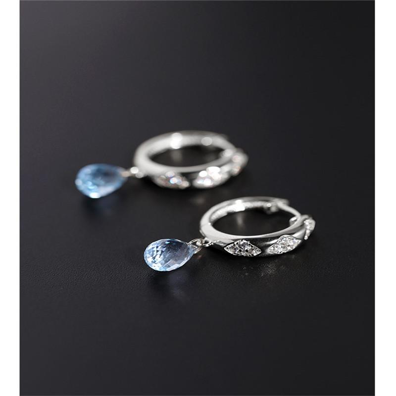 DMBS039 Sky blue topaz earrings female genuine 925 silver water drop color treasure earrings to send girlfriend
DMBS039 Sky blue topaz earrings female genuine 925 silver water drop color treasure earrings to send girlfriend