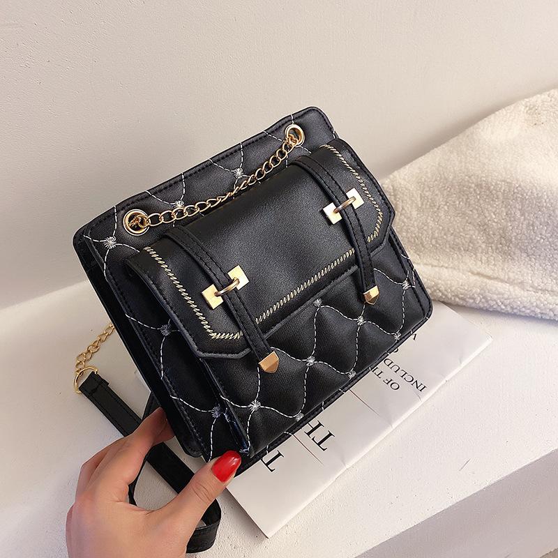 Women's Bag High Sense Fashionable New All-Match Messenger Bag Rhombic Embroidery Thread Fashion Square clutch bags for women, Black
Women's Bag High Sense Fashionable New All-Match Messenger Bag Rhombic Embroidery Thread Fashion Square clutch bags for women, Black
