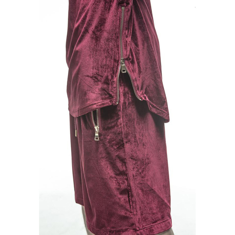2021 New Kanye West Hi-street Men's Velour Hip Hop Golden Zipper Short Veet Jogger Streetwear Elastic Waist Casual Shorts 3i30, Black
2021 New Kanye West Hi-street Men's Velour Hip Hop Golden Zipper Short Veet Jogger Streetwear Elastic Waist Casual Shorts 3i30, Black
