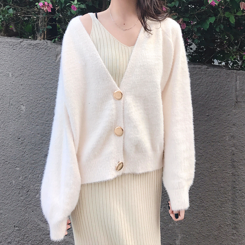 2021 New Faux Mink V-neck Cardigan Women Solid Elegant Knitted Jacket Autumn Winter Outerwear Loose Clothes Pull Femme Kardigan 5sra, Pink
2021 New Faux Mink V-neck Cardigan Women Solid Elegant Knitted Jacket Autumn Winter Outerwear Loose Clothes Pull Femme Kardigan 5sra, Pink