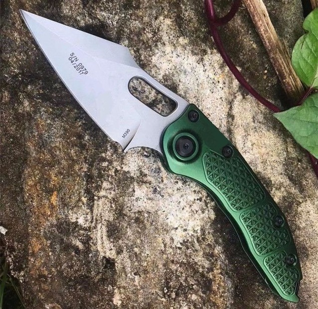 stitch I green black 9CR18MOV Horizontal opening single action automatic auto self defense folding edc knife hunting knives
stitch I green black 9CR18MOV Horizontal opening single action automatic auto self defense folding edc knife hunting knives