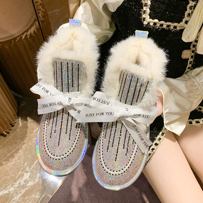 Top 2020 new bling crystal snowboots women dazzle color bow ankle boots plain winter warm woman teddy shoes short ladies, Black
Top 2020 new bling crystal snowboots women dazzle color bow ankle boots plain winter warm woman teddy shoes short ladies, Black