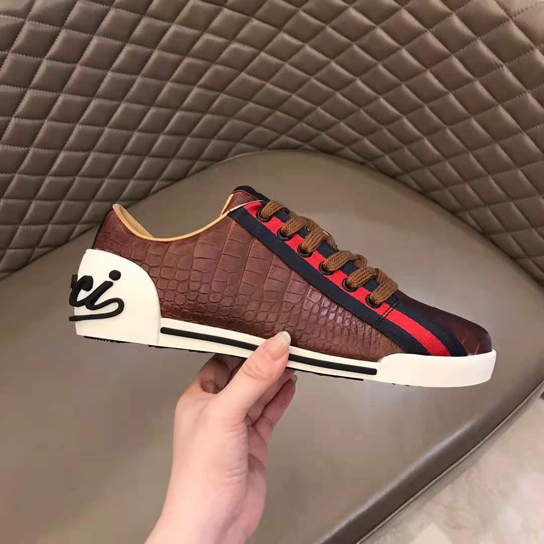Luxury Men Vintage Low-top Printed Sneaker Designer Mesh slip-on Running Casual Shoes Lady Fashion Mixed Breathable Trainers mpqaa0003, Red;white
Luxury Men Vintage Low-top Printed Sneaker Designer Mesh slip-on Running Casual Shoes Lady Fashion Mixed Breathable Trainers mpqaa0003, Red;white