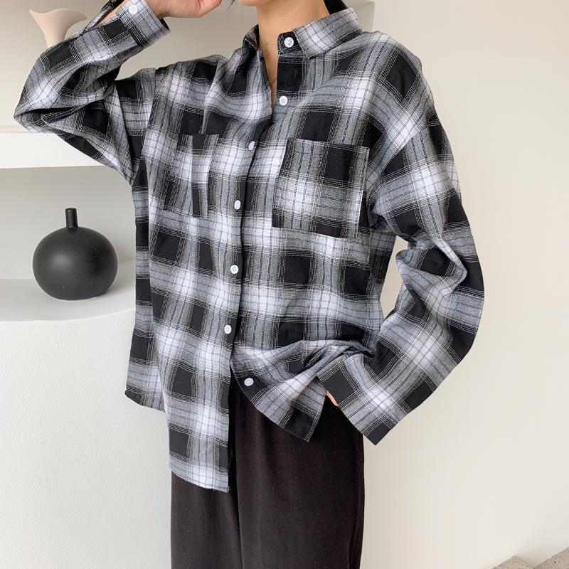 Black Oversize Loose White Shirts Womens Style Casual Boy Friend Plaid Tops with Pockets Turn Down Collar Long Sleeve Blouse
Black Oversize Loose White Shirts Womens Style Casual Boy Friend Plaid Tops with Pockets Turn Down Collar Long Sleeve Blouse