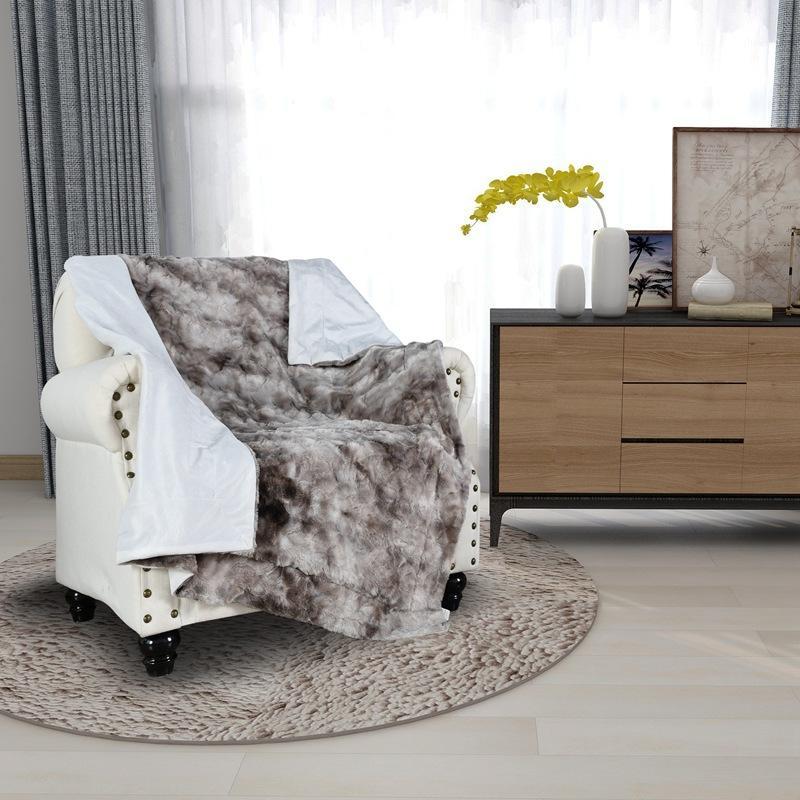 Coral Velvet Fabric Double-sided Adult Children's Blanket Winter Home Office Warm Blanket Student Dormitory blankets1
Coral Velvet Fabric Double-sided Adult Children's Blanket Winter Home Office Warm Blanket Student Dormitory blankets1