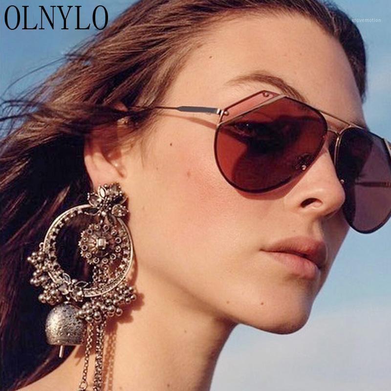 New Pilot style Sunglasses lady Black Classic Fashion Outdoor Driving Brand design Men Women Sun glasses oculos de los UV4001
New Pilot style Sunglasses lady Black Classic Fashion Outdoor Driving Brand design Men Women Sun glasses oculos de los UV4001