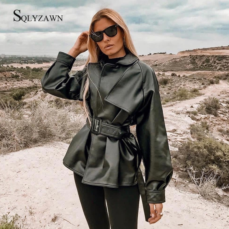 PU Faux Leather Black Gothic Trench Coat Women Autumn Winter Punk Motorcycle Jacket with Bandage Belt Ladies Fashion Outwear 210201
PU Faux Leather Black Gothic Trench Coat Women Autumn Winter Punk Motorcycle Jacket with Bandage Belt Ladies Fashion Outwear 210201
