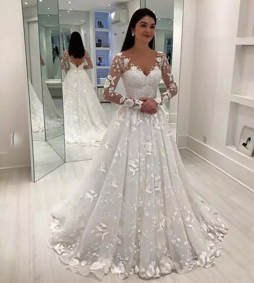 Vintage Long Sleeves A Line Lace Wedding Dresses with 3D Appliques Court Train Backless Plus Size Bridal Gowns, Black
Vintage Long Sleeves A Line Lace Wedding Dresses with 3D Appliques Court Train Backless Plus Size Bridal Gowns, Black