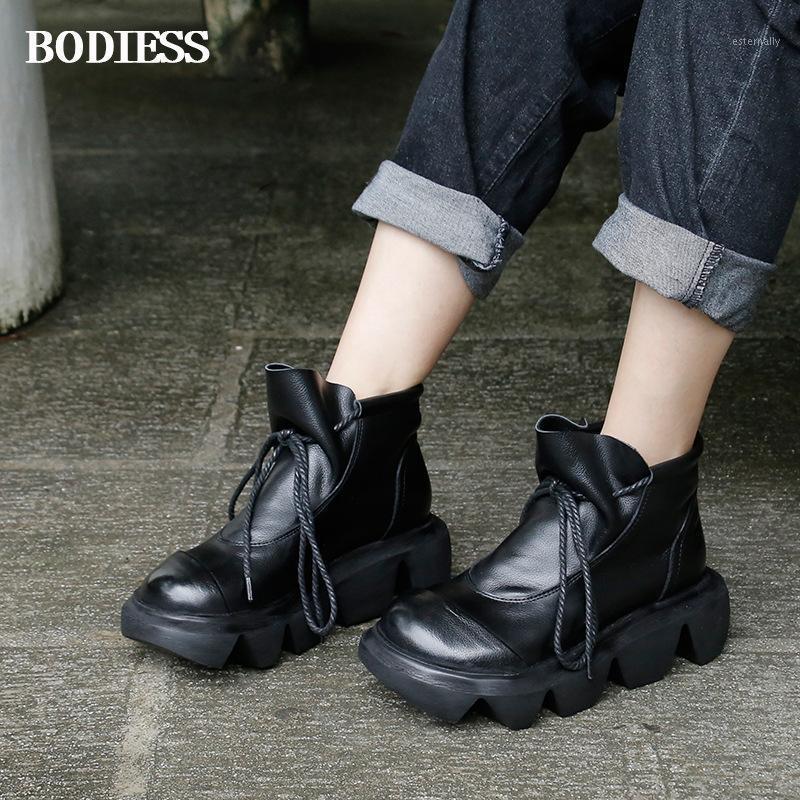 vallu shoes leather short boots 2020 new platform shoes women's round toe boots retro rub colored calf leather1, Black
vallu shoes leather short boots 2020 new platform shoes women's round toe boots retro rub colored calf leather1, Black