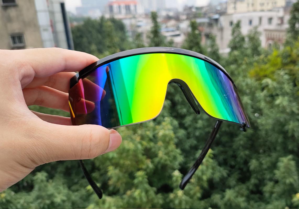 Sports Sunglasses Men 2021 Windproof Oversized Rectangle Sun Glasses For Women Driving Goggles Gafas De Sol Hombre
Sports Sunglasses Men 2021 Windproof Oversized Rectangle Sun Glasses For Women Driving Goggles Gafas De Sol Hombre
