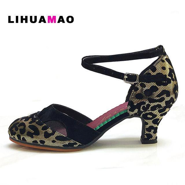 LIHUAMAO Sexy Leopard women kitten heel sandals ankle strap round toe for party wedding, Latin, Jazz, Modern dancing shoes1, Silver
LIHUAMAO Sexy Leopard women kitten heel sandals ankle strap round toe for party wedding, Latin, Jazz, Modern dancing shoes1, Silver