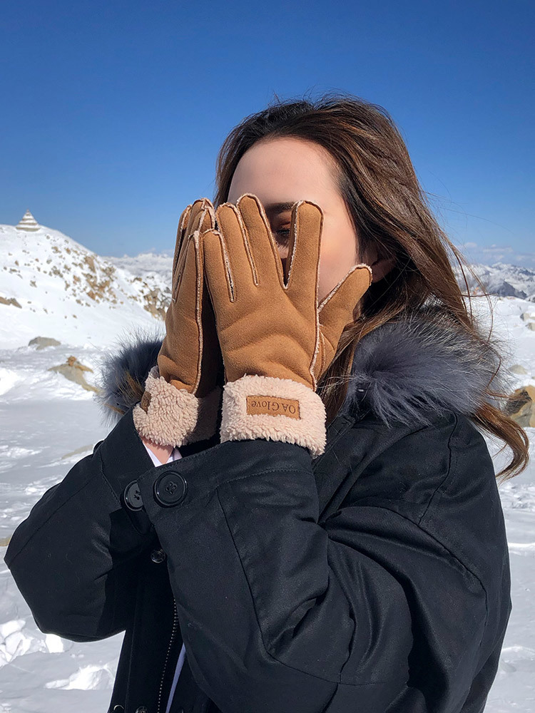 Suede Winter women lovely Korean version Plush warm thickened Gloves men riding motorcycles in spring and Autumn, Blue;gray
Suede Winter women lovely Korean version Plush warm thickened Gloves men riding motorcycles in spring and Autumn, Blue;gray