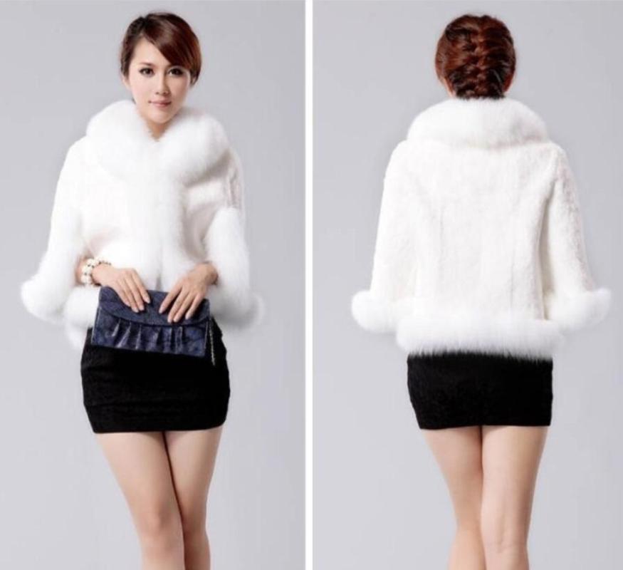Fur coat hot sale women' new style imitation fur short coat imitation cloak shawl bucket, White
Fur coat hot sale women' new style imitation fur short coat imitation cloak shawl bucket, White