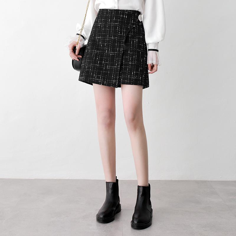 2020 autumn and winter shorts autumn models new wide-legged a-line base high-waist short skirt
2020 autumn and winter shorts autumn models new wide-legged a-line base high-waist short skirt