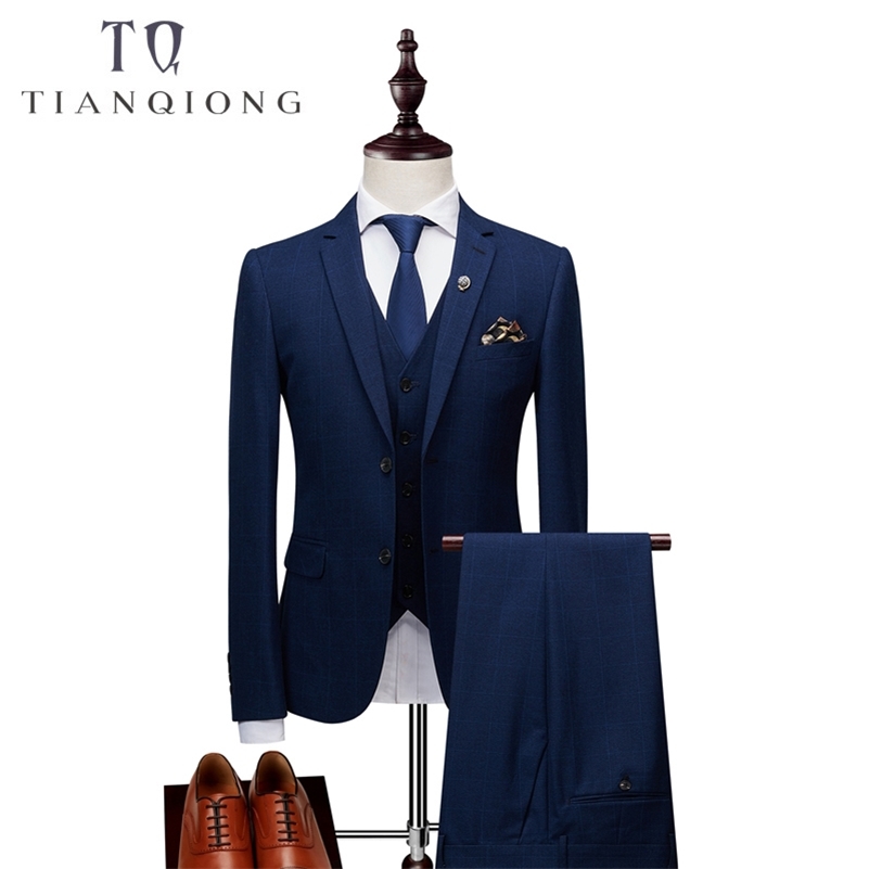Brand Men 3 Piece Suit Jacket Pant Vest / Men Business Slim Suits Sets Wedding Dress Mens Plaid Suits Formal Wear QT160 201106, Navy blue
Brand Men 3 Piece Suit Jacket Pant Vest / Men Business Slim Suits Sets Wedding Dress Mens Plaid Suits Formal Wear QT160 201106, Navy blue