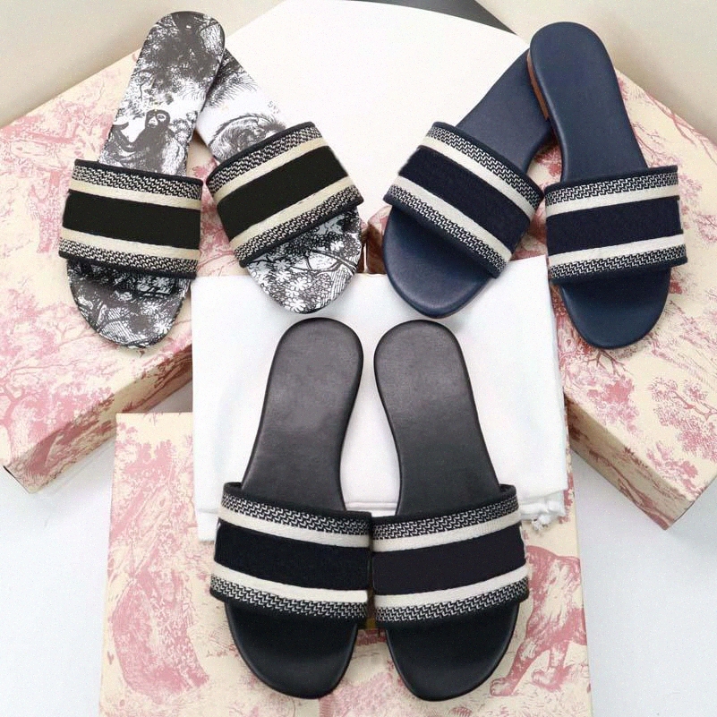 Paris Embroidered Dazzle sandals women sandal ladies scuffs summer beach striped causal flip flops flat Slide Slippers Cotton Designers Fluffy fur Slides, I need look other product
Paris Embroidered Dazzle sandals women sandal ladies scuffs summer beach striped causal flip flops flat Slide Slippers Cotton Designers Fluffy fur Slides, I need look other product