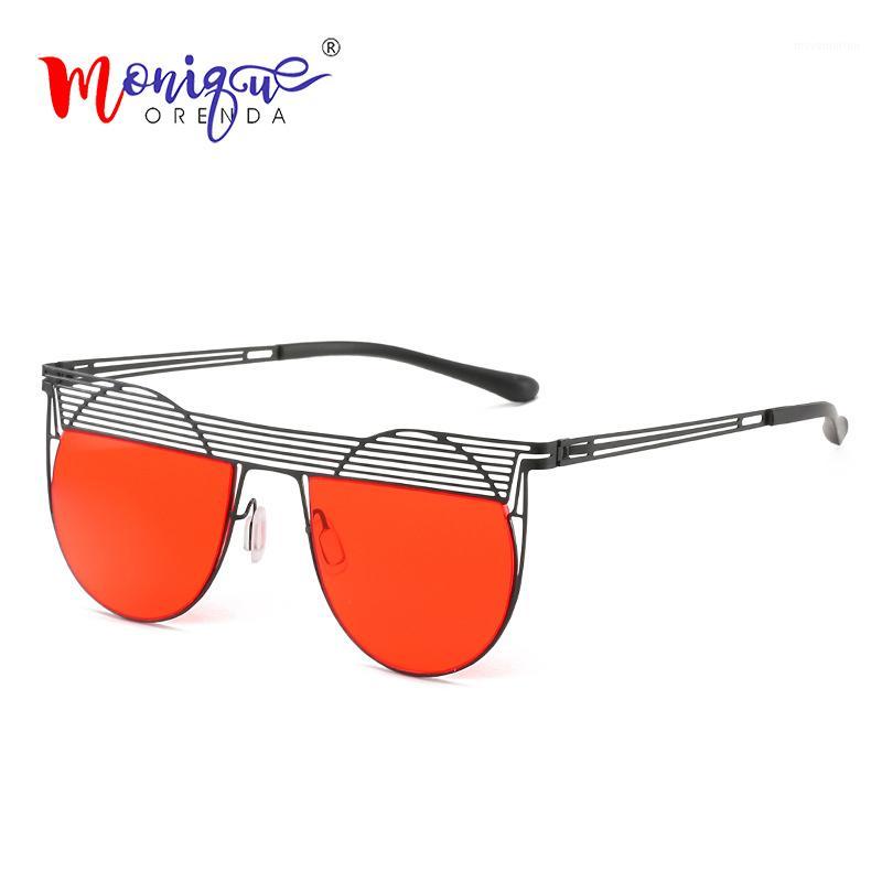 Vintage Round Sunglasses Women 2020 Fashion Hollow Frame Retro Sun Glasses for Men Brand Eyeglasses Gafas De Sol Mujer1
Vintage Round Sunglasses Women 2020 Fashion Hollow Frame Retro Sun Glasses for Men Brand Eyeglasses Gafas De Sol Mujer1