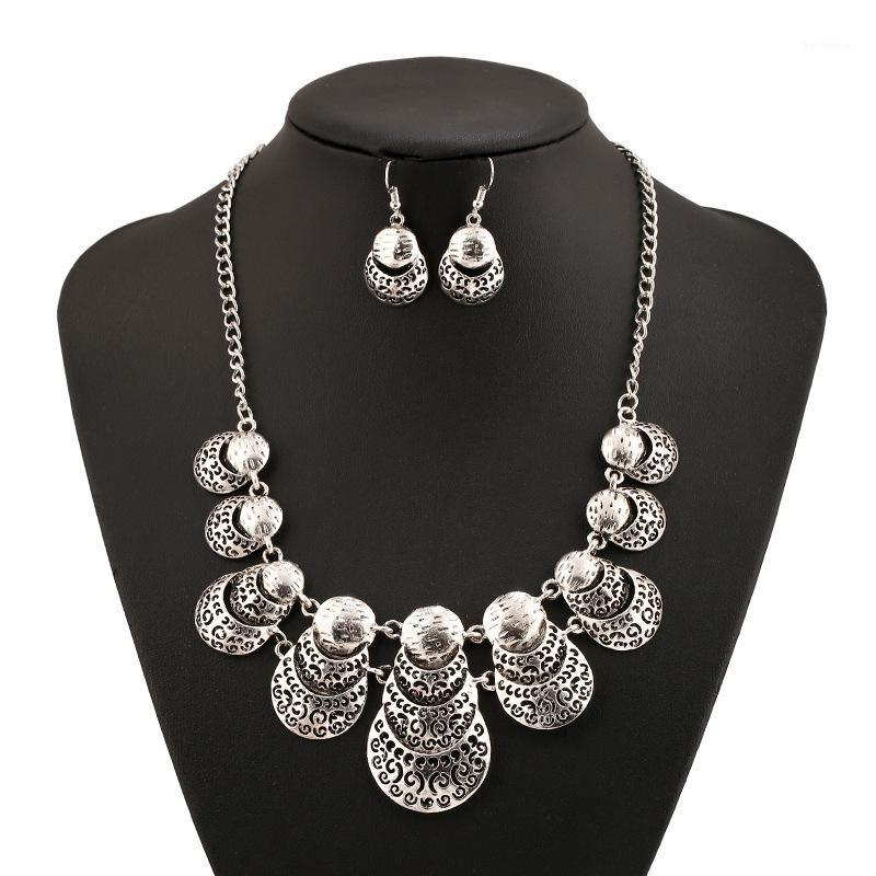 LZHLQ Maxi Jewelry Vintage Hollow Necklaces Plated Multilayer Pendant Necklace 2020 New Trendy Girl Popular Cute Statement1
LZHLQ Maxi Jewelry Vintage Hollow Necklaces Plated Multilayer Pendant Necklace 2020 New Trendy Girl Popular Cute Statement1