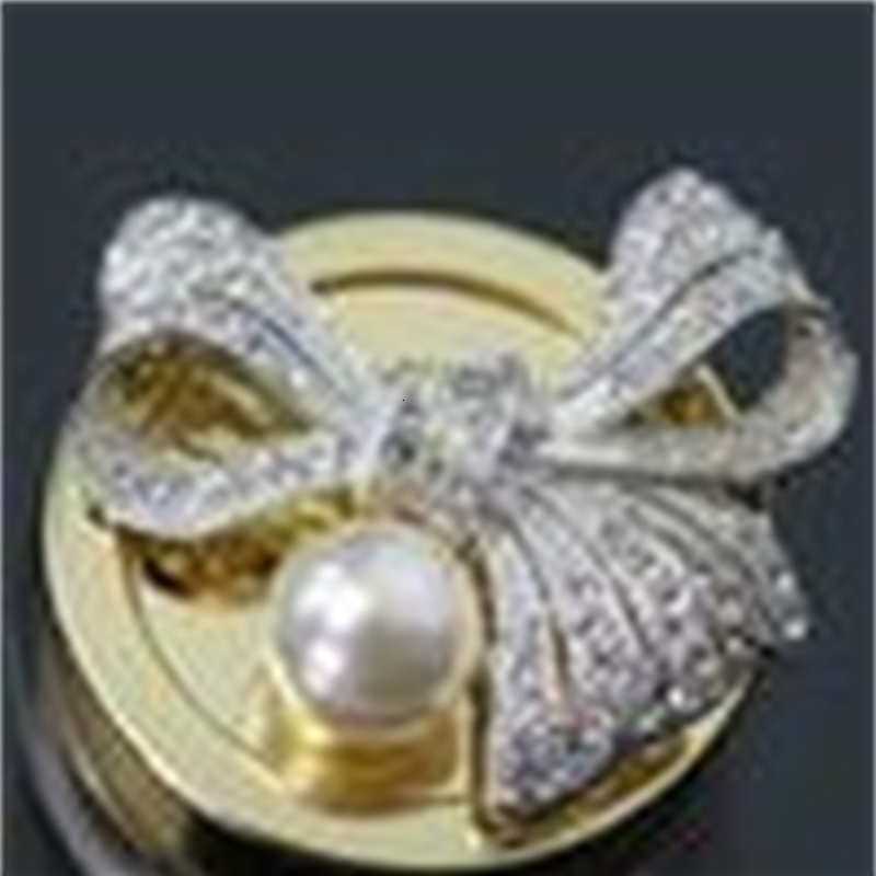 2 Inch Silver Plated Clear CZ Rhinestone Diamante Crystal Bow Wedding Brooch Pins with Ivory Pearl, Gray
2 Inch Silver Plated Clear CZ Rhinestone Diamante Crystal Bow Wedding Brooch Pins with Ivory Pearl, Gray