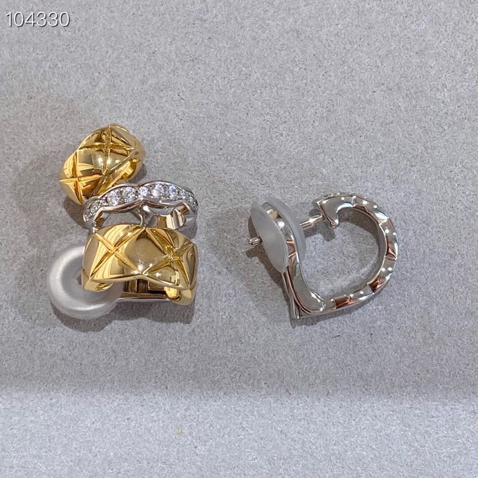 Fashion- Luxury COCO Rush Brand Designer S925 Sterling Silver Three Half Round Circle Loop Earrings For Women Jewelry, Golden
Fashion- Luxury COCO Rush Brand Designer S925 Sterling Silver Three Half Round Circle Loop Earrings For Women Jewelry, Golden