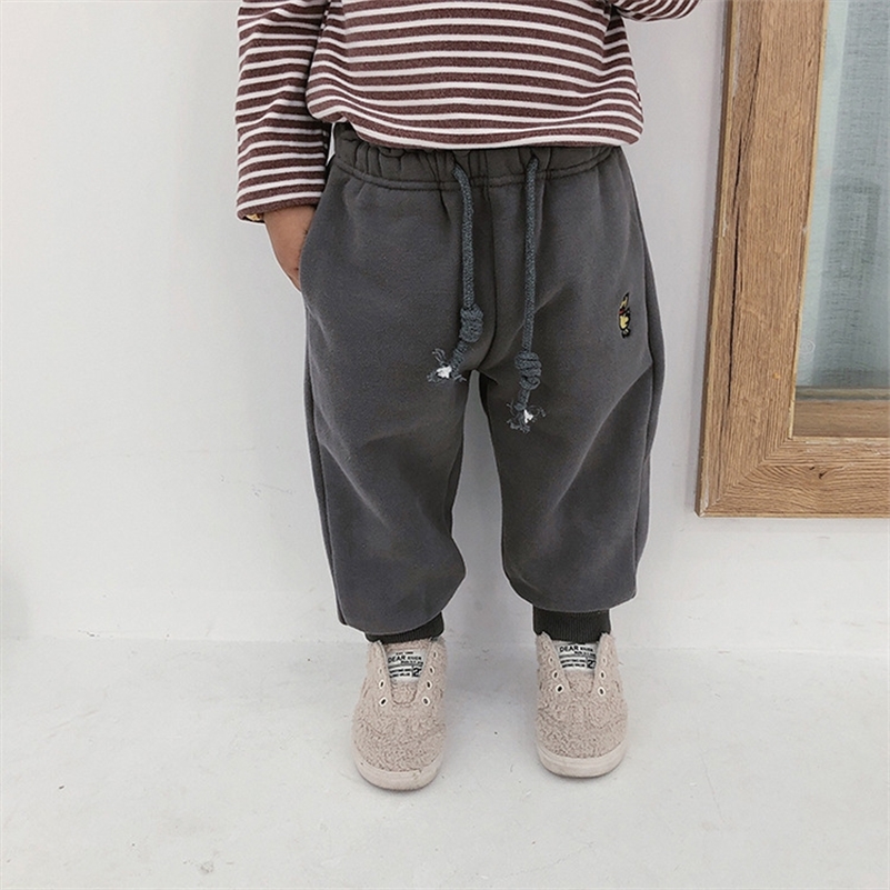 Boys cotton cartoon embroidery sweatpants kids 4 colors fleece thicken sports pants LJ201019