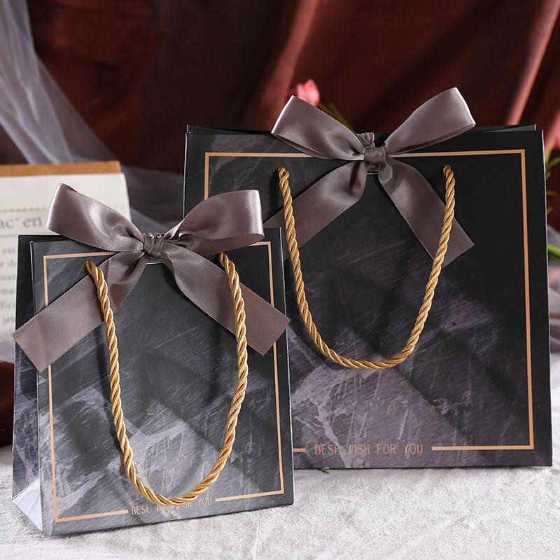 New Creative Mini Retro Gift Bag Box for Party Baby Shower Paper Chocolate Boxes Package/Wedding Favours candy Boxes
New Creative Mini Retro Gift Bag Box for Party Baby Shower Paper Chocolate Boxes Package/Wedding Favours candy Boxes