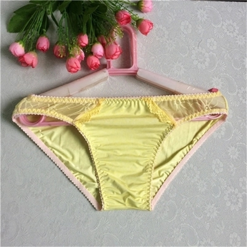 Sexy Mens Lingerie Floral Lace Bikini Briefs Underwear Underpants with Closed Penis Sheath Gay Men's Seethrough 201112