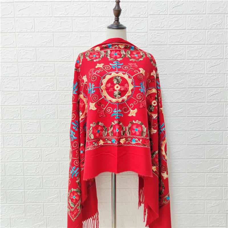 Women's Autumn Winter Imitation Cashmere Embroidered Flower Scarf Ladies Shawl Cloak Dual-use Al-match Scarves Warmth Echarpe
Women's Autumn Winter Imitation Cashmere Embroidered Flower Scarf Ladies Shawl Cloak Dual-use Al-match Scarves Warmth Echarpe