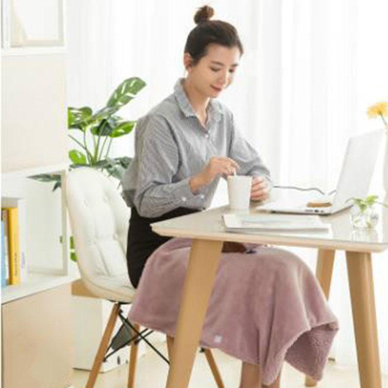 60* 80cm USB thermal knee blanket outlet flannel thermal foot warmer body warmer office lunch shawl electric blanket
60* 80cm USB thermal knee blanket outlet flannel thermal foot warmer body warmer office lunch shawl electric blanket