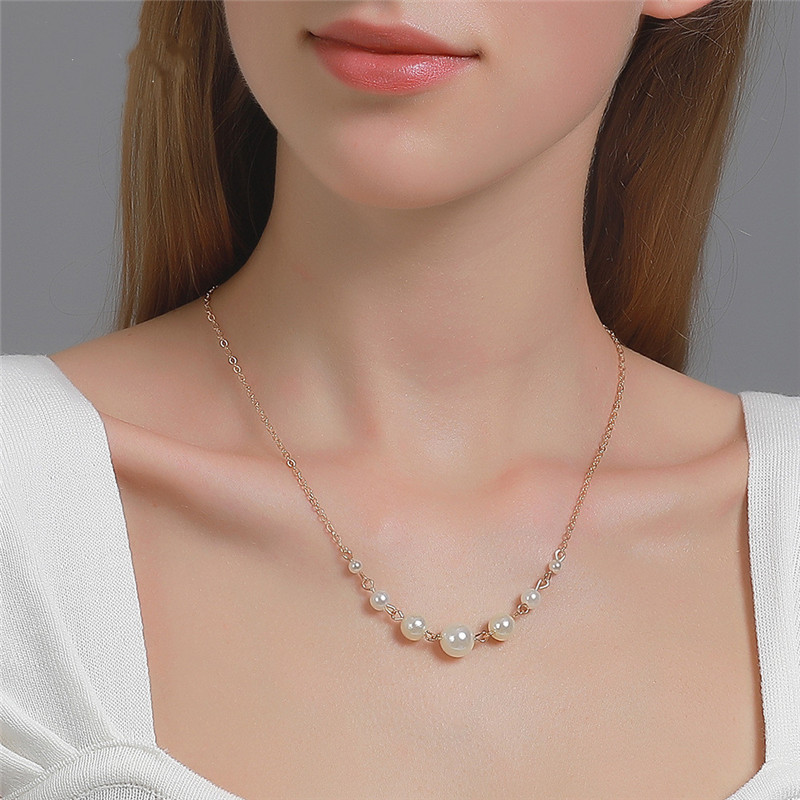 Dainty Beads Choker Necklace Simple Pearl Pendant Boho Chain Necklace Minimalist Jewelry for Women and Girls
Dainty Beads Choker Necklace Simple Pearl Pendant Boho Chain Necklace Minimalist Jewelry for Women and Girls