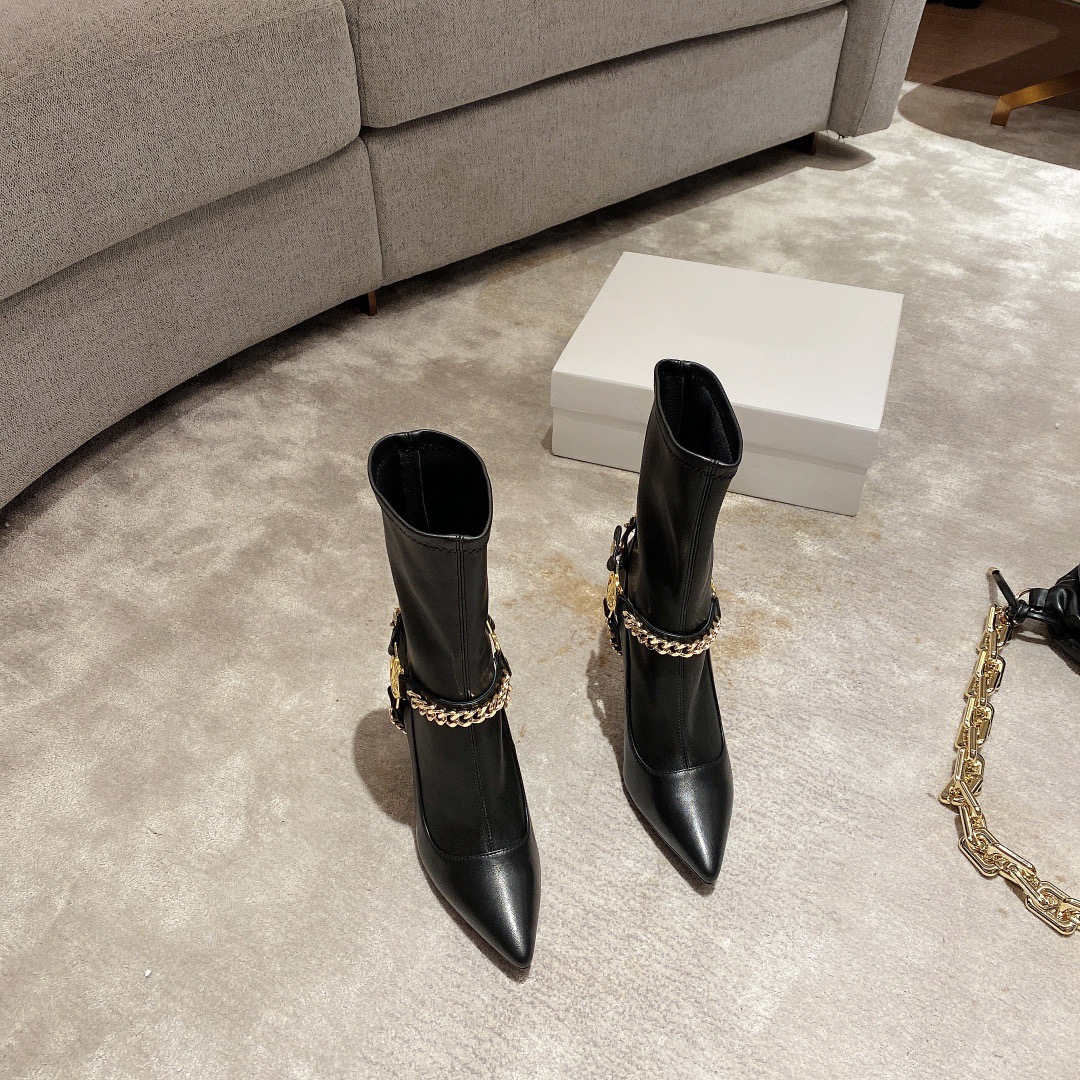 autumn and winter metal rivet super highheeled leather women stiletto point toe elastic boots knight martin boots, As pik1
autumn and winter metal rivet super highheeled leather women stiletto point toe elastic boots knight martin boots, As pik1