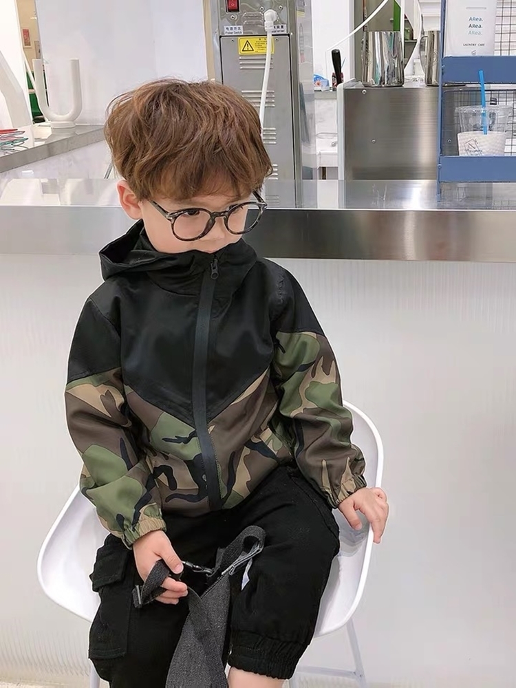 Autumn and winter little boy zipper hooded jacket cool children's camouflage jacket casual all-match little boy clothes 2 to 8 201125