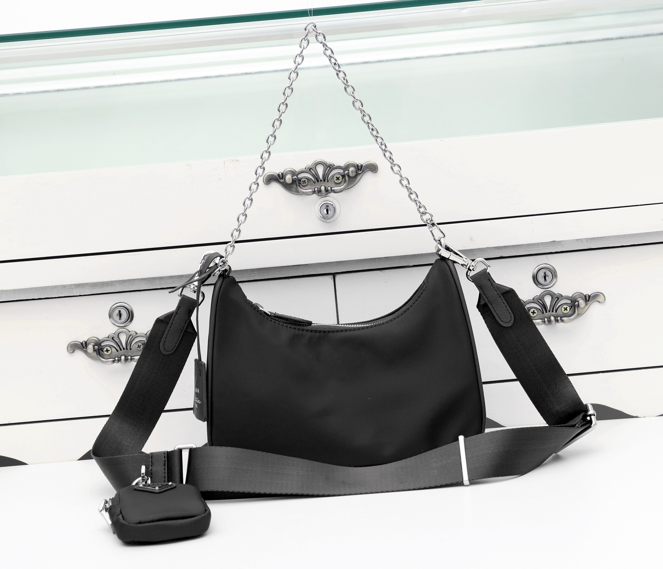 Handbags High Quality Version 3in1 Hobo Bags Women Black Crossbody Shoulder Bags Tote Chain Bag Sacs Femme Crossbody Tote Women Handbag, Box(not sold separately)
Handbags High Quality Version 3in1 Hobo Bags Women Black Crossbody Shoulder Bags Tote Chain Bag Sacs Femme Crossbody Tote Women Handbag, Box(not sold separately)