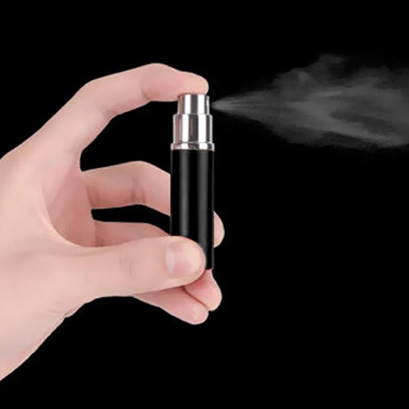 Fashion Lightweight Perfume Atomizer Refillable Black Bottles Portable Sample Spray Pump Vial Fits for Men and Women DW
Fashion Lightweight Perfume Atomizer Refillable Black Bottles Portable Sample Spray Pump Vial Fits for Men and Women DW
