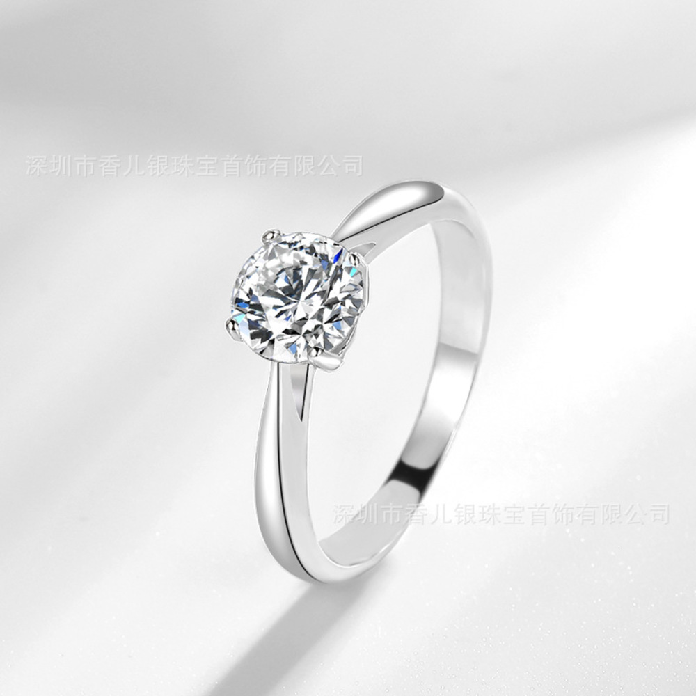 Luxurys Designers Fashion Jz378 four claw single diamond arm simulation ring women's simple 90 mesh red four claw crown diamond ring
Luxurys Designers Fashion Jz378 four claw single diamond arm simulation ring women's simple 90 mesh red four claw crown diamond ring