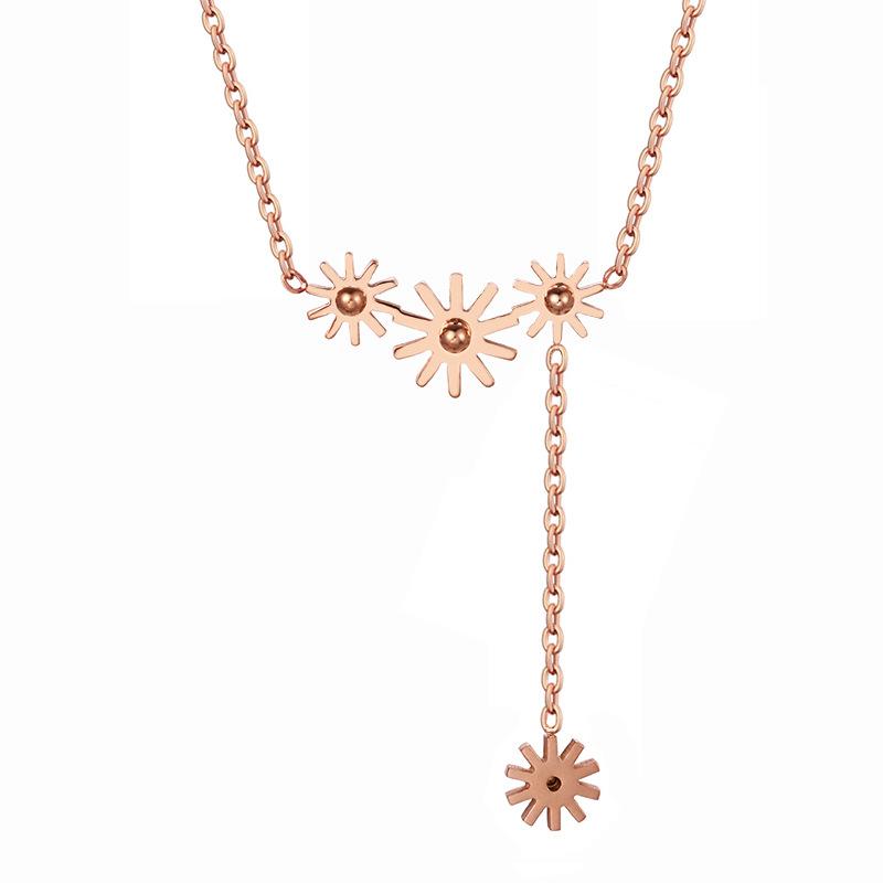 Sunflower Long Chain Titanium Steel Rose-plated Titanium Steel Necklace Women's Clavicle Chain Simple Short Style Accessories
Sunflower Long Chain Titanium Steel Rose-plated Titanium Steel Necklace Women's Clavicle Chain Simple Short Style Accessories