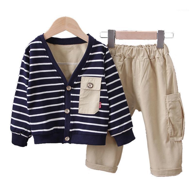 Baby Boys Clothes 2020 Autumn New Casual Clothing Children Suit Boys Striped V-neck Cardigan Trousers Two-piece 1 2 3 4 5 Years1, Blue
Baby Boys Clothes 2020 Autumn New Casual Clothing Children Suit Boys Striped V-neck Cardigan Trousers Two-piece 1 2 3 4 5 Years1, Blue