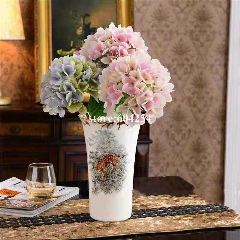 Ceramic Vase Vintage European Style Animal Flower Vase Fine Smooth Surface Home Decoration Furnishing Articles 26CM Size
Ceramic Vase Vintage European Style Animal Flower Vase Fine Smooth Surface Home Decoration Furnishing Articles 26CM Size