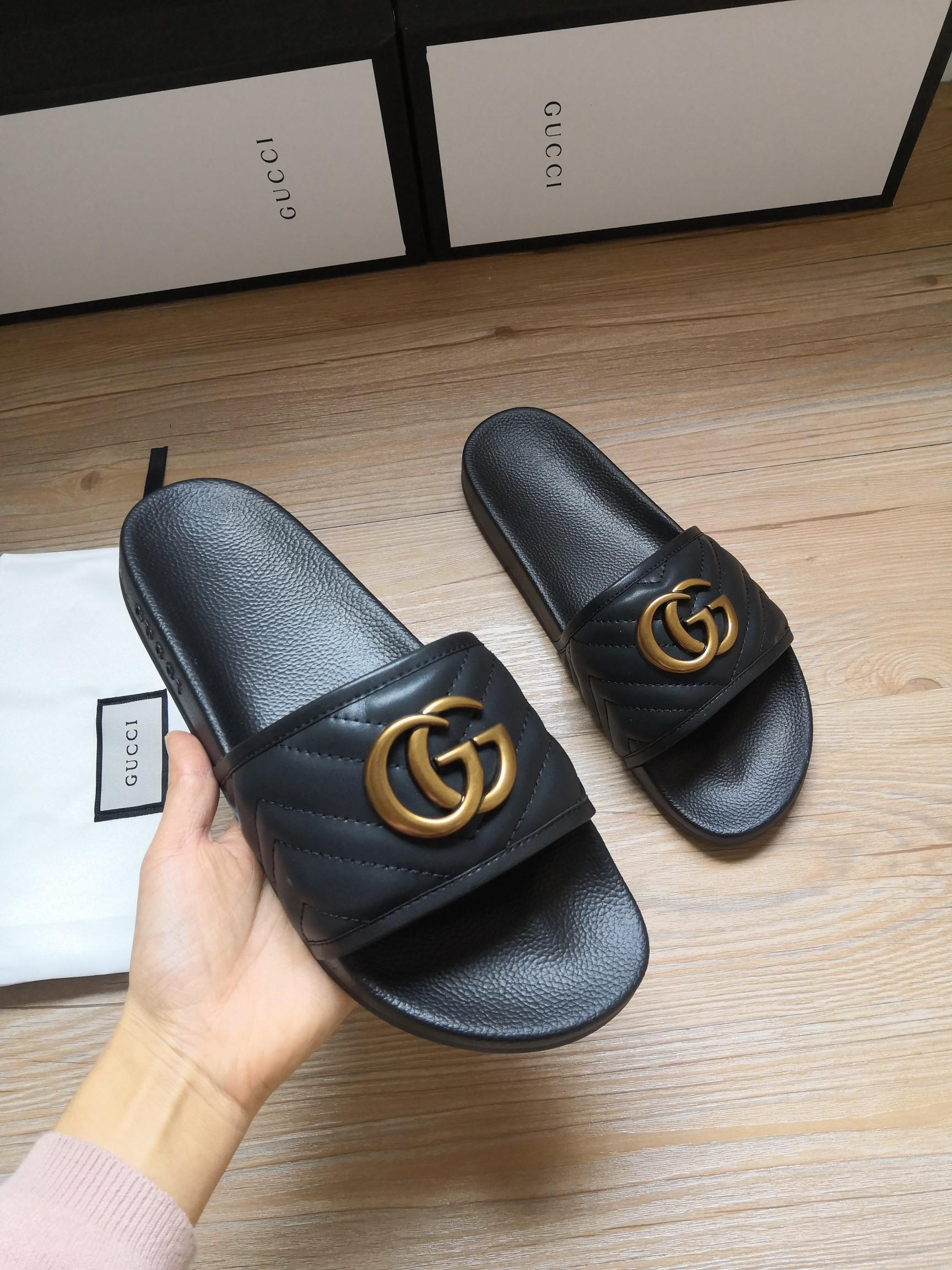 2022 With Box Women Print Patent Leather Brand Bom Mule On-trend Slide Sandal Lady Canvas Letter Anatomic Leather Outsole Designer Slipper v
2022 With Box Women Print Patent Leather Brand Bom Mule On-trend Slide Sandal Lady Canvas Letter Anatomic Leather Outsole Designer Slipper v