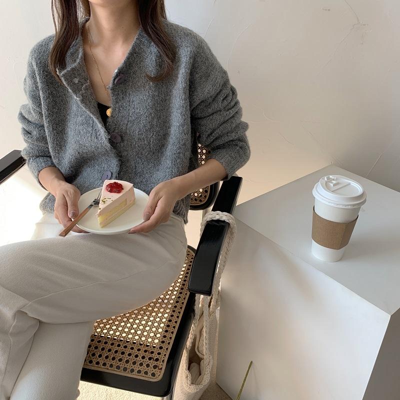 knitted cardigan sweater women crew neck long sleeve short cropped brown beige gray green solid spring autumn chic elegant
knitted cardigan sweater women crew neck long sleeve short cropped brown beige gray green solid spring autumn chic elegant