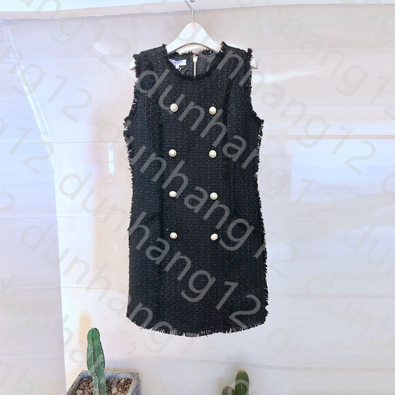 Autumn and winter 2021 new fashion celebrity small fragrant milk sleeveless short skirt tweed loose waist tassel vest dress, White
Autumn and winter 2021 new fashion celebrity small fragrant milk sleeveless short skirt tweed loose waist tassel vest dress, White