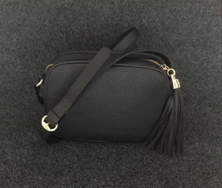 Top Quality Handbags Wallet Handbag Women Handbags Bags Crossbody Soho Bag Disco Shoulder Bag Fringed Messenger Bags Purse 223CM, Red
Top Quality Handbags Wallet Handbag Women Handbags Bags Crossbody Soho Bag Disco Shoulder Bag Fringed Messenger Bags Purse 223CM, Red