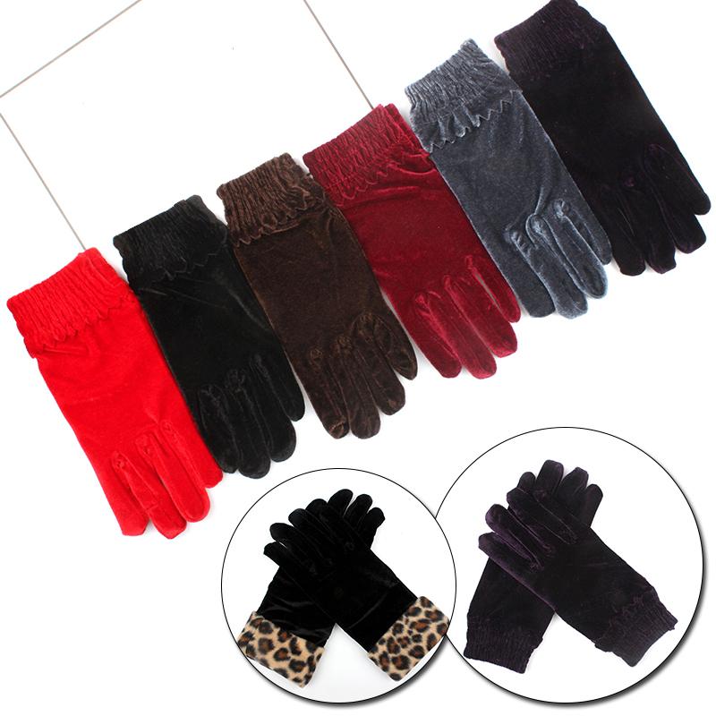 Winter Women Warm Gloves Elegant Velvet Elastic Soft Comfortable Mittens Short Wine Red Leopard Gloves Girls Christmas Gifts
Winter Women Warm Gloves Elegant Velvet Elastic Soft Comfortable Mittens Short Wine Red Leopard Gloves Girls Christmas Gifts