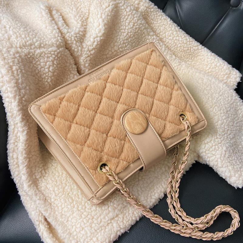 Lattice Square Crossbody bag 2021 Fashion New High quality Soft Plush Women's Designer Handbag Chain Shoulder Messenger Bag, Black
Lattice Square Crossbody bag 2021 Fashion New High quality Soft Plush Women's Designer Handbag Chain Shoulder Messenger Bag, Black