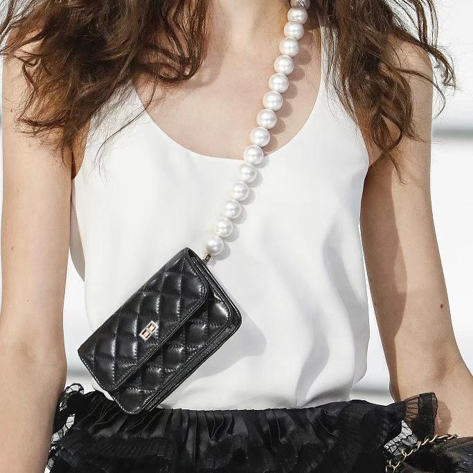 Evening Bags Quilted Pearl Chain PU Leather Solid Color Crossbody For Women 2021 Fashion Small Shoulder Bag Female Handbags And Purses
Evening Bags Quilted Pearl Chain PU Leather Solid Color Crossbody For Women 2021 Fashion Small Shoulder Bag Female Handbags And Purses