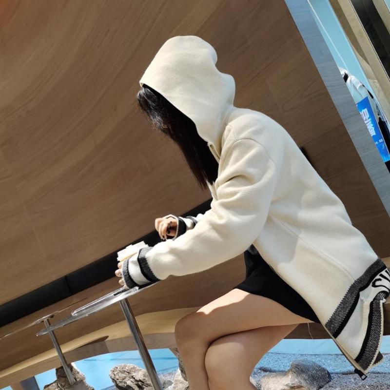 Summer fashion long-sleeved knitted sweater stretch big close-fitting cotton top with long sleeves