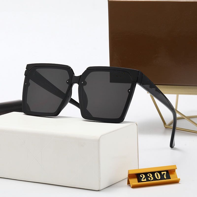 2021 new Luxur Top Quality Classic Pilot Sunglasses G2307 Designer Brand fashion Mens Womens Sun Glasses Eyewear WITH BOX
2021 new Luxur Top Quality Classic Pilot Sunglasses G2307 Designer Brand fashion Mens Womens Sun Glasses Eyewear WITH BOX